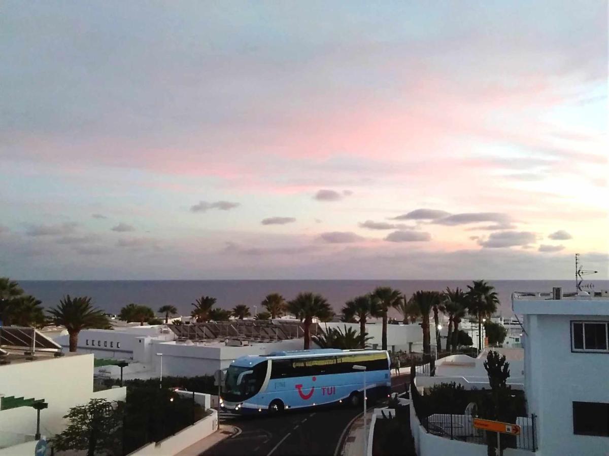 Lovely Apartment Mira With Pool Puerto del Carmen  Buitenkant foto