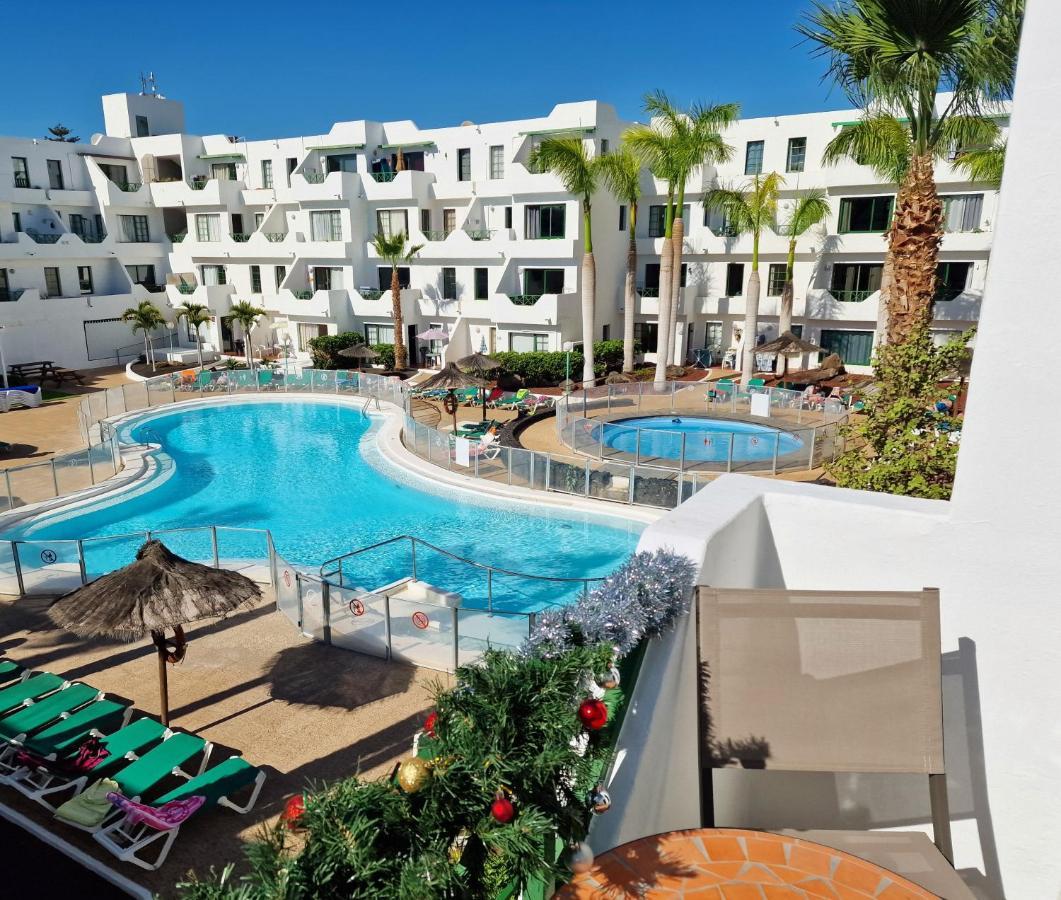 Lovely Apartment Mira With Pool Puerto del Carmen  Buitenkant foto