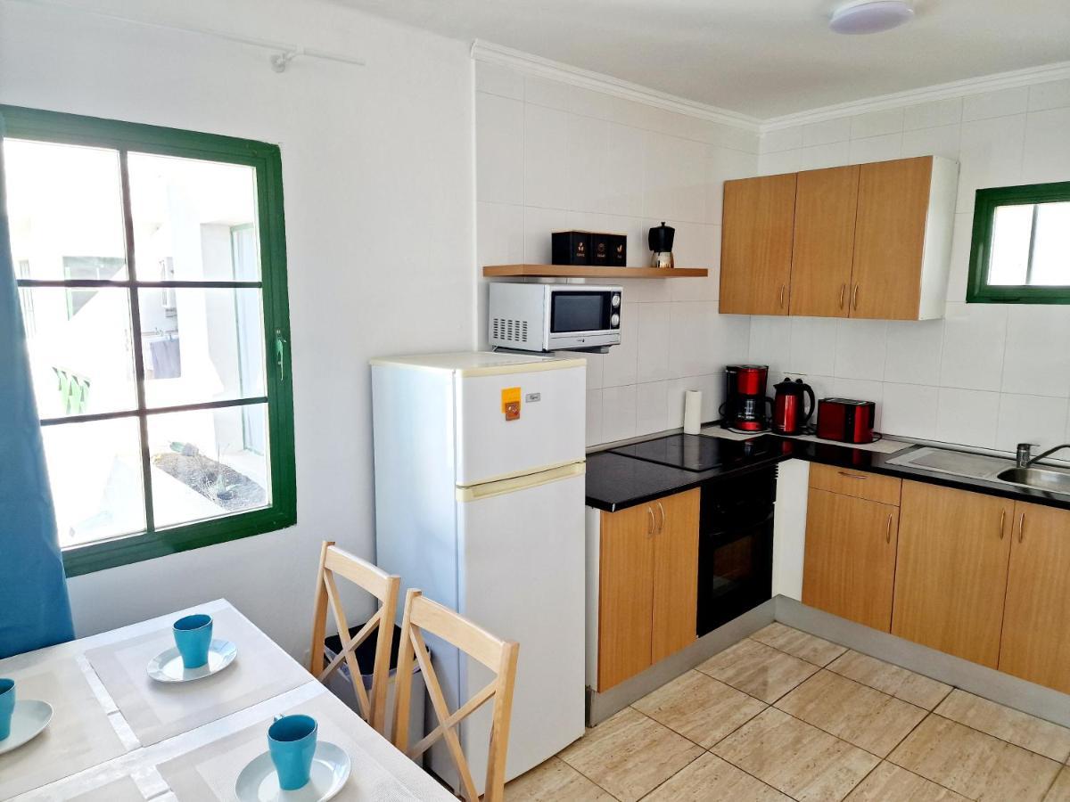 Lovely Apartment Mira With Pool Puerto del Carmen  Buitenkant foto